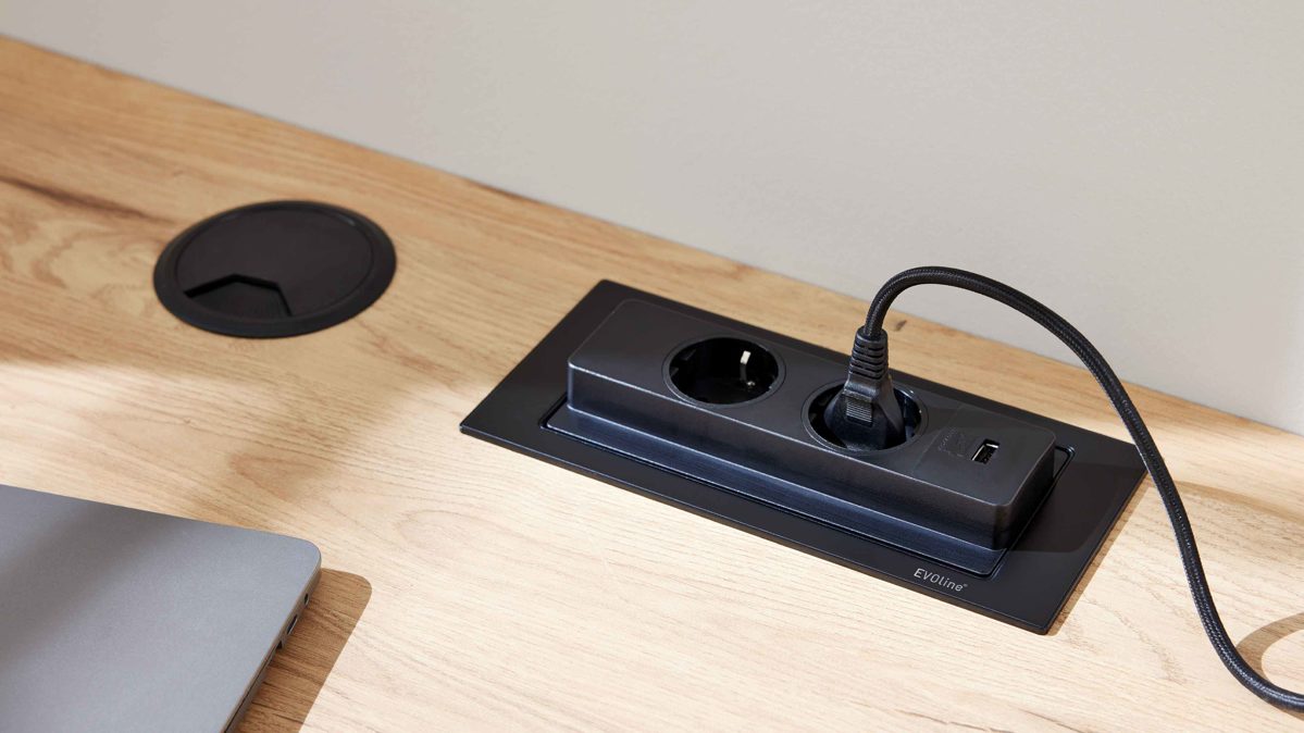 Zubehör Interliving aus Kunststoff in Schwarz Interliving Wohnzimmer Serie 2031 - Backflip für Schreibtisch