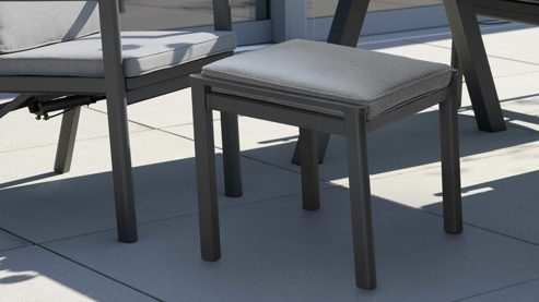 Gartenhocker Interliving aus Metall in Anthrazit Interliving Gartenmöbel Serie 7014 - Gartenhocker mit Kissen anthrazitfarbenes TEXTILENE® & Aluminium