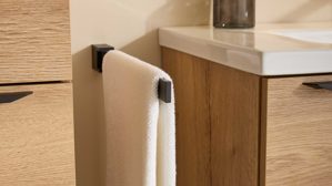 Badmöbel-Set Interliving aus Holz in Holzfarben Interliving Bad Serie 3730 - Badmöbel-Set mit Keramikbecken Eiche Sierra & Weiß