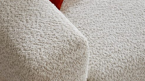 Ecksofa Interliving aus Stoff in Hellgrau Interliving Sofa Serie 4420 - Ecksofa mit Metallfüßen graubeiger Bezug LRS 19 – Stellfläche ca. 285 x 207 cm