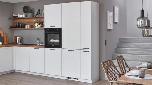 Einbauküche Nobilia® aus Holz in Weiß nobilia® Einbauküche Senso mit Geräten, z. B. Inselhaube Alpinweiß & Eiche Havanna - Stellfläche ca. 300 x 340 cm