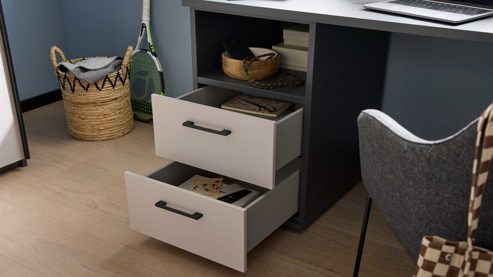 Schreibtisch Interliving aus Holz in Grau Interliving Jugendzimmer Serie 1701 - Schreibtisch Dunkelgrau & Sandgrau, schwarze Metallgriffe 800 - ca. 126 x 65 cm
