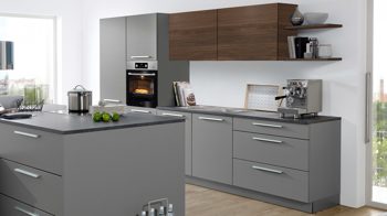 Einbauküche Nolte® küchen aus Holz in Grau nolte® Einbauküche Soft Lack mit AEG-Einbaugeräten Quarzgrau & Nussbaum Kuba – zweizeilig