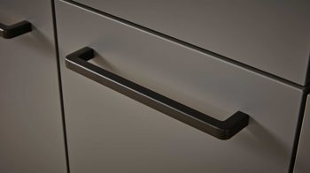 Einbauküche Interliving aus Holz in Weiß Interliving Küche Serie 3032 mit gorenje Einbaugeräten Weiß & Quarzgrau - Stellfläche ca. 395 x 245 cm