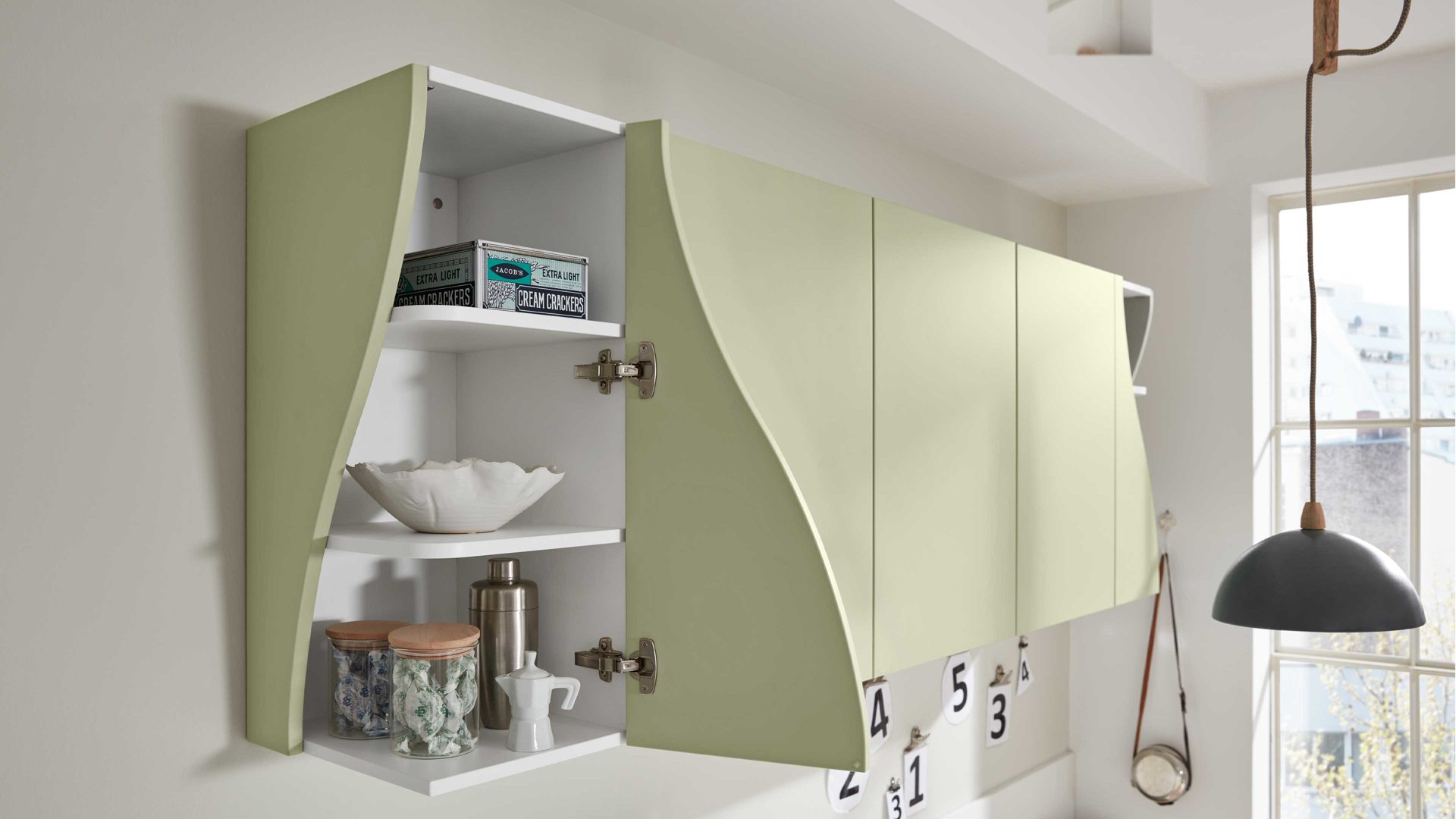 Einbauküche Interliving aus Holz in Weiß Interliving Küche Serie 3010 mit privileg Einbaugeräten Weiß & Avocado – vierzeilig