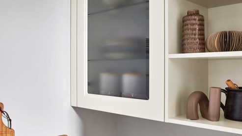 Einbauküche Nobilia® aus Holz in Hellgrau nobilia® Einbauküche Cascada mit Einbaugeräten Weiß & Eiche - Stellfläche ca. 275 x 305 cm