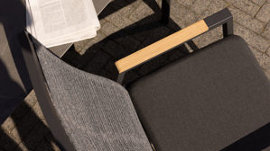 Gartenstuhl /-sessel Interliving aus Kunstfaser in Holzfarben Interliving Gartenmöbel Serie 7011 - Armlehnstuhl Teak, anthrazitfarbenes Rope, TEXTILENE® & Aluminium