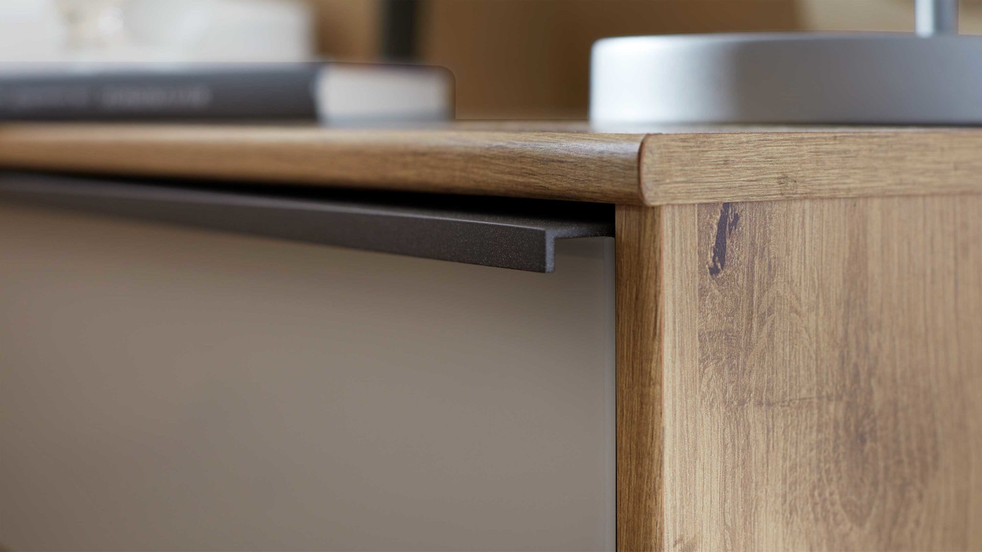 Nachtkommode Interliving aus Holz in Hellgrau Interliving Kleiderschrank Serie 1205 – Nachtkonsole eine Schublade - Champagner & Eiche Bianco