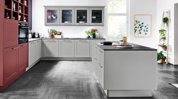 Einbauküche Nolte® küchen aus Holz in Grau nolte® Einbauküche Frame mit SIEMENS-Einbaugeräten Platingrau & Hennarot - zweizeilig