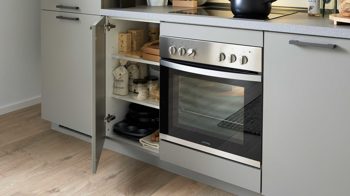 Einbauküche culineo® aus Holz in Grau Culineo® Einbauküche C615 mit privileg Einbaugeräten Taupegrau & Basalt taupegrau - Länge ca. 390 cm