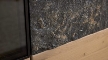 Wohnwand Interliving aus Holz in Holzfarben Interliving Wohnzimmer Serie 2029 - Wohnwand 81 Wildeiche & Granit-Steinoptik - dreiteilig, Breite ca. 320 cm