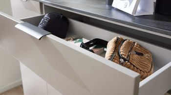 Kombikommode Interliving aus Holz in Grau Interliving Garderobe Serie 6012 - Kombikommode INL-302 graubeiger Mattlack & Räuchereiche - drei Türen, eine Schublade, Breite ca. 120 cm