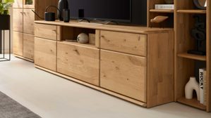Lowboard Interliving aus Holz in Holzfarben Interliving Wohnzimmer Serie 2028 - Lowboard Wildeiche - zwei Türen, eine Schublade, Breite ca. 205 cm