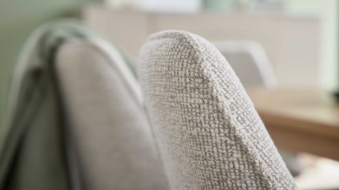 Polsterstuhl Interliving aus Stoff in Weiß Interliving Esszimmer Serie 5102 – Armlehnstuhl mit Drehfunktion leinenfarbener Jacquard Lodge L07 & schwarzes Eisen