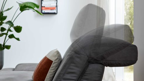 Funktion Interliving aus Metall in Transparent Interliving Sofa Serie 4460 - Kopfpolsterverstellung manuell