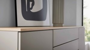 Highboard Interliving aus Holz in Grau Interliving Wohnzimmer Serie 2031 - Highboard Grau & Risseiche - vier Türen, zwei Schubladen, Breite ca. 180 cm