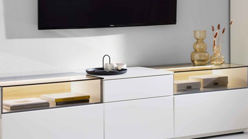 Möbelbeleuchtung Interliving aus Kunststoff in Weiß Interliving Wohnzimmer Serie 2031 - LED-Beleuchtung ZLA275 Breite ca. 75 cm - zweiteilig