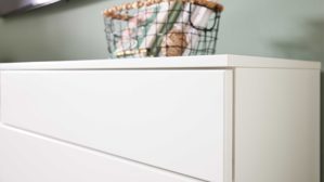 Wohnwand Interliving aus Holz in Weiß Interliving Wohnzimmer Serie 2031 - Wohnlösung Tonweiß & graues Glas - Länge ca. 270 cm