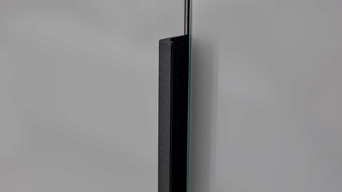 Kleiderschrank Interliving aus Holz in Hellgrau Interliving Schlafzimmer Serie 1210 – Kleiderschrank 98300 Seidengrau & Basalt - sechs Türen, Breite ca. 299 cm