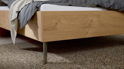 Bettgestell Interliving aus Holz in Holzfarben Interliving Kleiderschrank Serie 1207 - Bettgestell 864379 Balkeneiche & taupefarbener Webstoff Caesar - Liegefläche ca. 180 x 200 cm