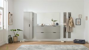 Garderoben-Set Interliving aus Holz in Hellgrau Interliving Garderobe Serie 6012 - Garderoben-Set graubeiger Mattlack - fünfteilig